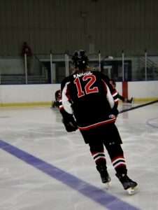 1649992441741054608 (1)